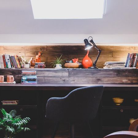 Bunker - The Writer'S Loft Hotel Хошимин Екстериор снимка